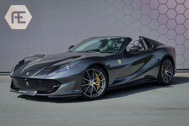 Grijs Gebruikt 2023 Ferrari 812 Cabriolet | € 519.900 (Super prijs) - Afbeelding 1/4