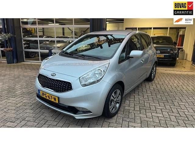 Grijs (metallic) Gebruikt 2019 Kia Venga Hatchback | € 18.750 (Eerlijke prijs) - Afbeelding 1/4