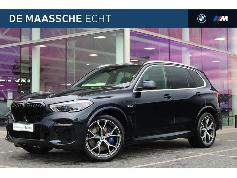 M carbonschwarz (donker zwart metallic) Gebruikt 2021 BMW X5 Comfort Edition SUV | € 62.950 (Goede deal) - Afbeelding 1/4