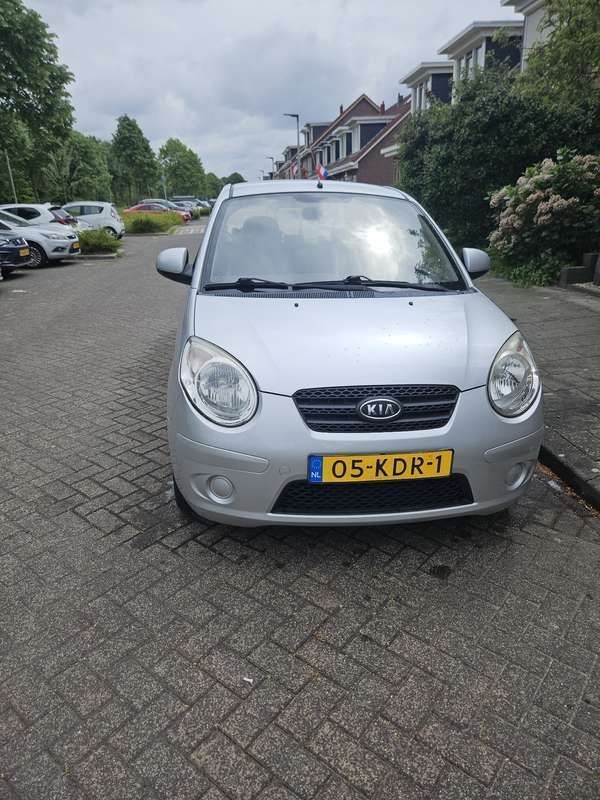 Grijs Gebruikt 2009 Kia Picanto Hatchback | € 2.200 (Goede deal) - Afbeelding 1/4