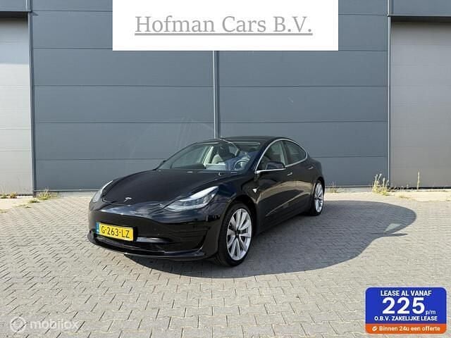 Zwart Gebruikt 2019 Tesla Model 3 Standard Range Sedan | € 16.800 (Eerlijke prijs) - Afbeelding 1/4