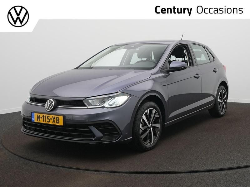Grijs Gebruikt 2021 VW Polo Life Hatchback | € 17.900 (Eerlijke prijs) - Afbeelding 1/4