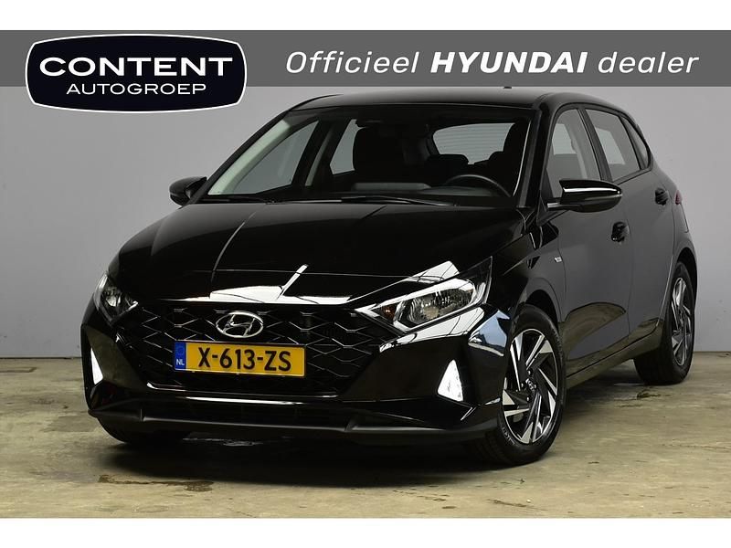 Zwart Gebruikt 2024 Hyundai i20 Comfort Hatchback | € 17.940 (Goede deal) - Afbeelding 1/4