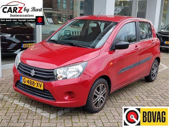 Rood (metallic) Gebruikt 2019 Suzuki Celerio Comfort Hatchback | € 10.445 (Eerlijke prijs) - Afbeelding 1/4