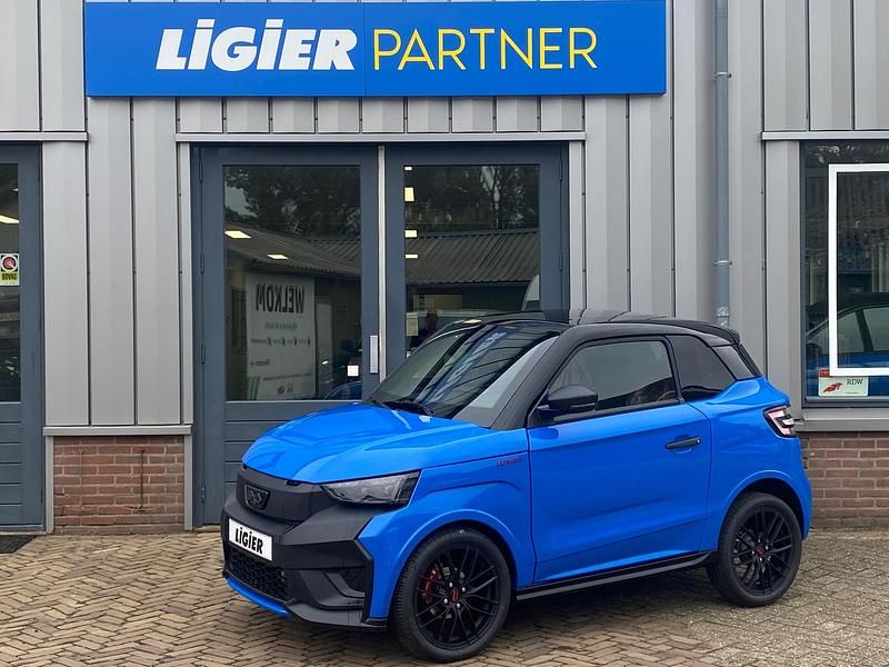 Blauw Nieuw 2025 Ligier JS50 Hatchback | € 21.995 (Eerlijke prijs) - Afbeelding 1/4