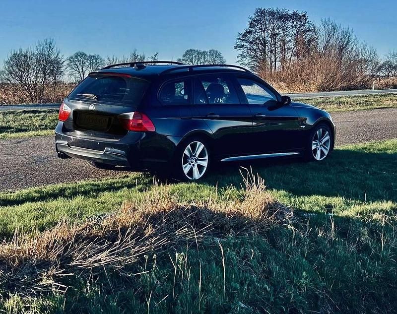 Occasion BMW 325 Executive 218 PK (160 kW) 2007 Zwart Stationwagen