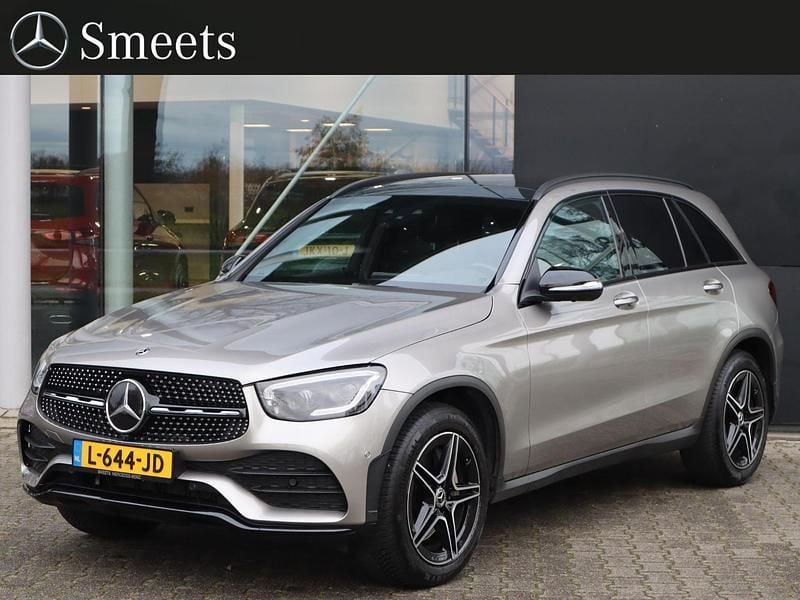 Grijs Gebruikt 2019 Mercedes GLC300 Premium Plus SUV | € 45.888 (Iets duurder) - Afbeelding 1/4