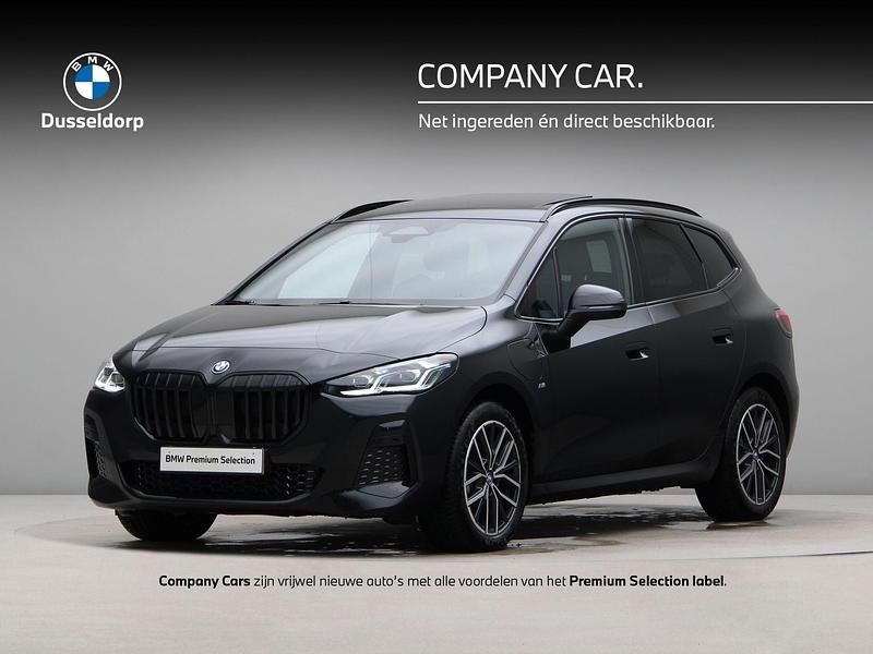 Zwart Occasion 2025 BMW 225 Active Tourer M Sport MPV | € 43.450 (Eerlijke prijs) - Afbeelding 1/4