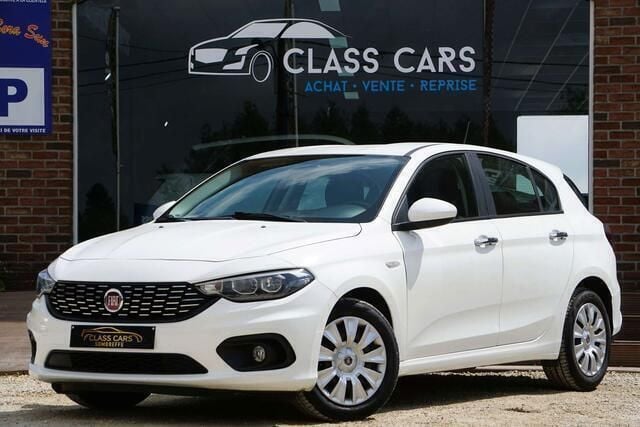 Wit Gebruikt 2018 Fiat Tipo Lounge Sedan | € 8.990 (Goede deal) - Afbeelding 1/4