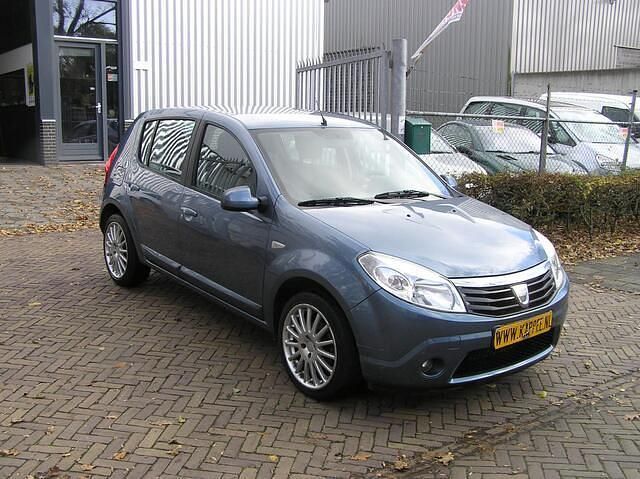 Occasion Dacia Sandero Lauréate 87 PK (63 kW) 2009 Blauw (metallic) Hatchback