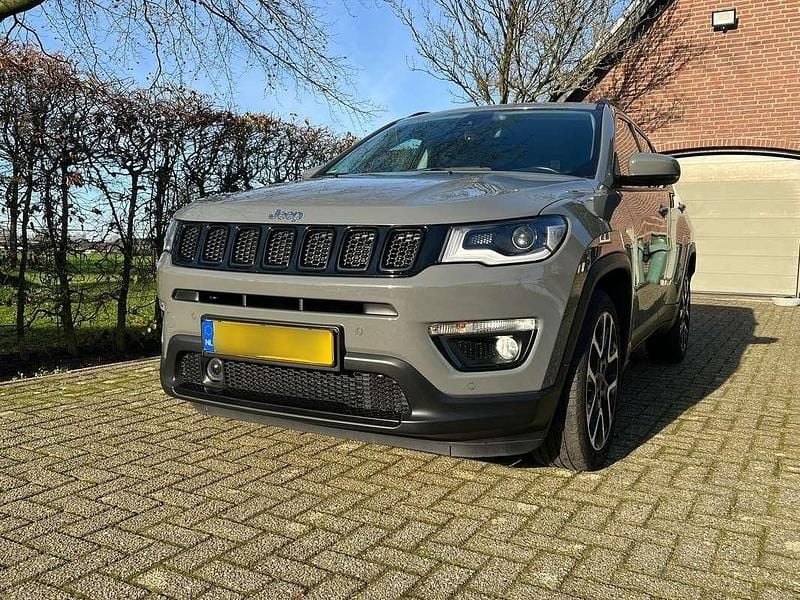 Grijs Occasion 2021 Jeep Compass SUV | € 21.900 (Super prijs) - Afbeelding 1/4