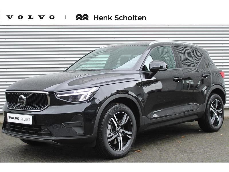 Zwart Gebruikt 2025 Volvo XC40 SUV | € 44.950 (Eerlijke prijs) - Afbeelding 1/4