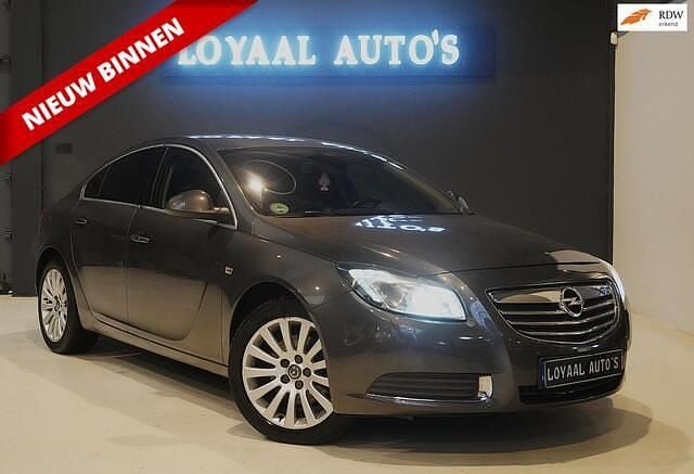 Occasion Opel Insignia Edition 221 PK (162 kW) 2009 Grijs Sedan