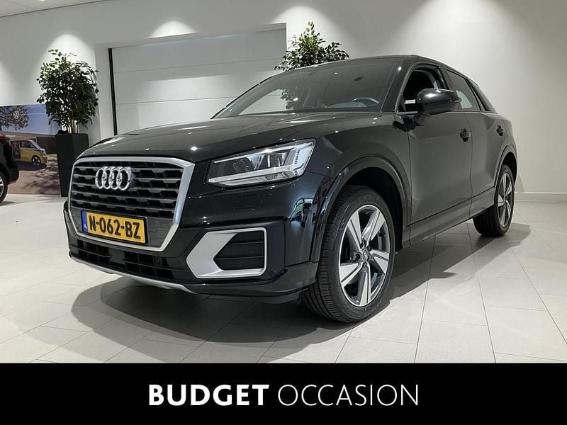 Zwart Gebruikt 2018 Audi Q2 SUV | € 17.900 (Super prijs) - Afbeelding 1/4