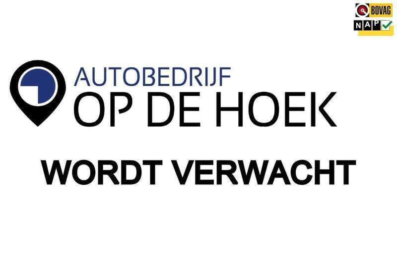 Zwart Gebruikt 2023 Dacia Sandero Expression Hatchback | € 14.444 (Goede deal) - Afbeelding 1/4