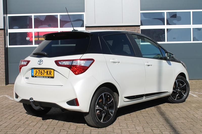 Occasion Toyota Yaris Style 2020 Wit Hatchback