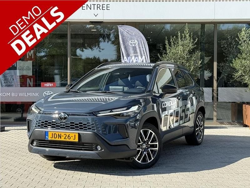 Grijs Gebruikt 2025 Toyota Corolla Cross Executive SUV | € 48.995 (Duur) - Afbeelding 1/4