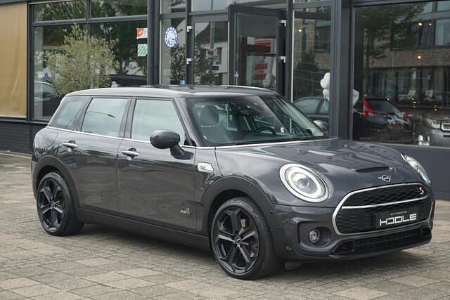 Grijs Gebruikt 2020 Mini Cooper Clubman Chili Stationwagen | € 23.900 (Goede deal) - Afbeelding 1/4
