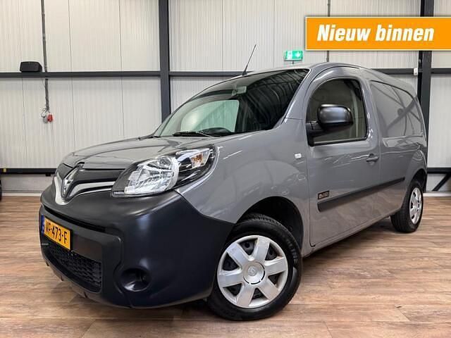 Grijs Gebruikt 2013 Renault Kangoo Black Edition Van | € 5.990 (Iets duurder) - Afbeelding 1/4