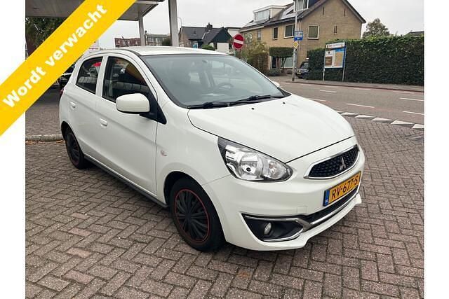 Wit Gebruikt 2018 Mitsubishi Space Star Hatchback | € 10.399 (Eerlijke prijs) - Afbeelding 1/4