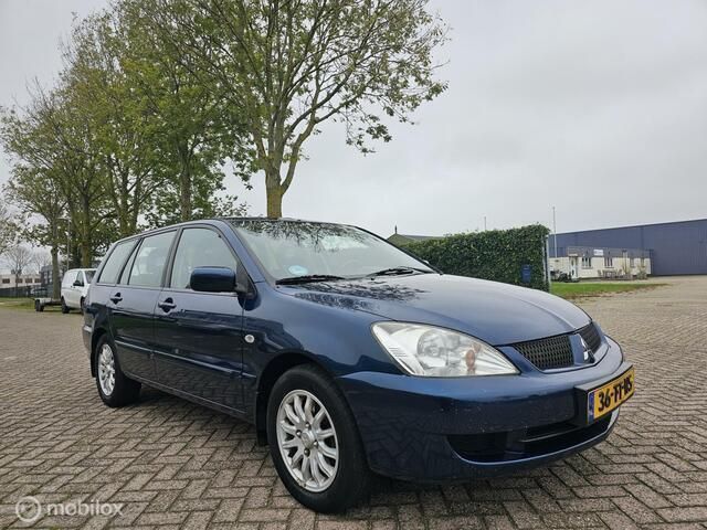 Blauw Gebruikt 2007 Mitsubishi Lancer Inform Stationwagen | € 1.799 (Eerlijke prijs) - Afbeelding 1/4