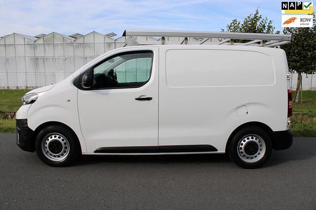 Wit Gebruikt 2017 Toyota Proace Comfort Van | € 10.750 (Goede deal) - Afbeelding 1/4