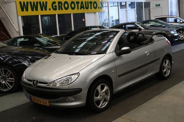 Grijs Gebruikt 2001 Peugeot 206 CC Cabriolet | € 799 (Super prijs) - Afbeelding 1/4