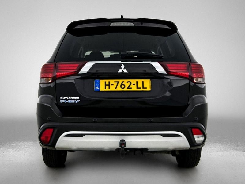 Occasion Mitsubishi Outlander 135 PK (99 kW) 2020 Zwart SUV