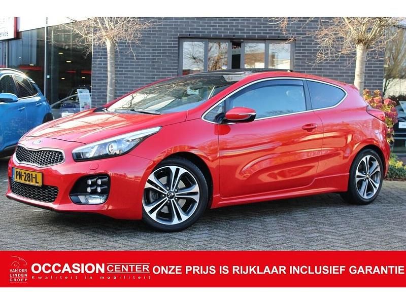 Rood Occasion 2017 Kia ProCeed GT-Line Hatchback | € 12.950 (Eerlijke prijs) - Afbeelding 1/4