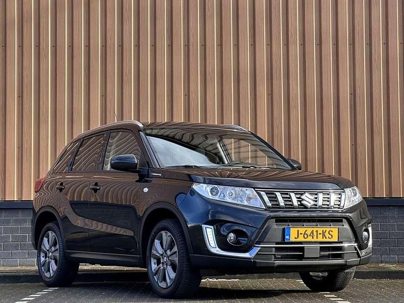 Occasion Suzuki Vitara 112 PK (82 kW) 2020 Zwart (metallic) SUV