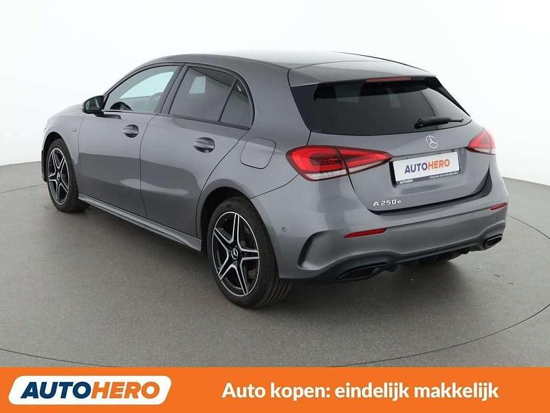 Occasion Mercedes A250 AMG line 218 PK (160 kW) 2020 Grijs Hatchback