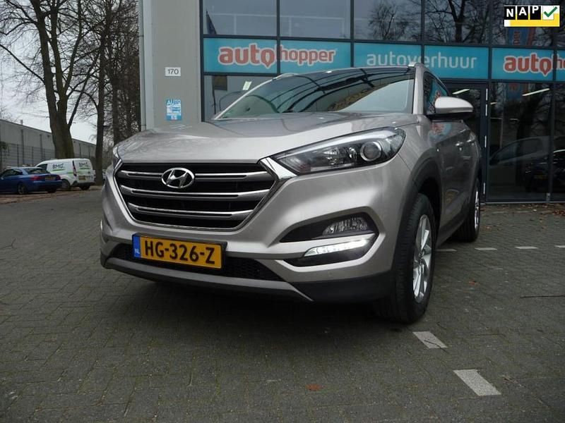 Wit (metallic) Occasion 2015 Hyundai Tucson Comfort SUV | € 16.250 (Eerlijke prijs) - Afbeelding 1/4