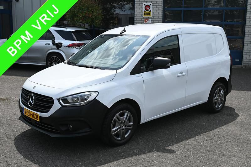 Wit Gebruikt 2023 Mercedes Citan 110 Van | € 24.950 (Iets duurder) - Afbeelding 1/4