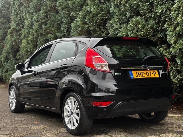 Occasion Ford Fiesta 101 PK (74 kW) 2016 Zwart (metallic) Hatchback