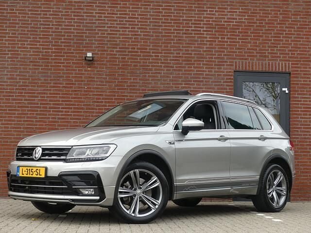 Grijs Gebruikt 2018 VW Tiguan R-line SUV | € 27.950 (Goede deal) - Afbeelding 1/4