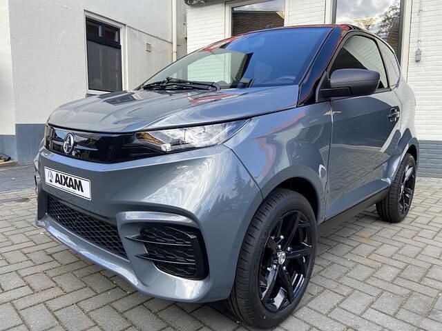 Nieuw Aixam City Sport 2025 Grijs Hatchback