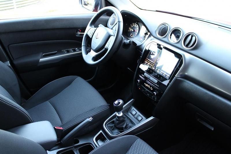 Occasion Suzuki Vitara 2026 Geel SUV