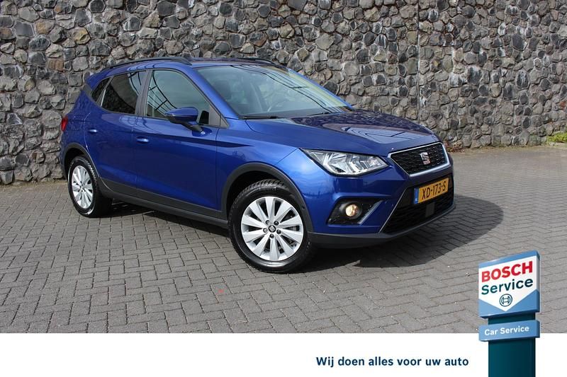 Blauw Gebruikt 2018 Seat Arona Business SUV | € 15.645 (Eerlijke prijs) - Afbeelding 1/4