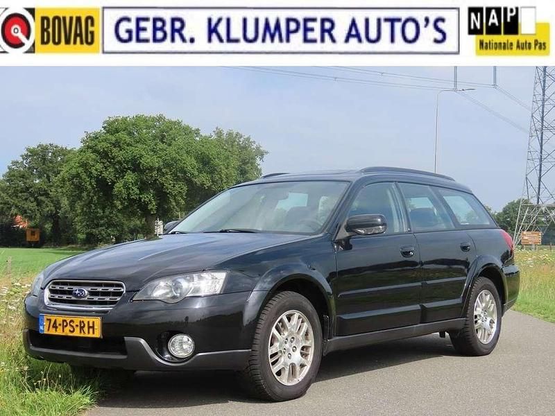 Zwart Occasion 2004 Subaru Outback Stationwagen | € 4.490 (Eerlijke prijs) - Afbeelding 1/4