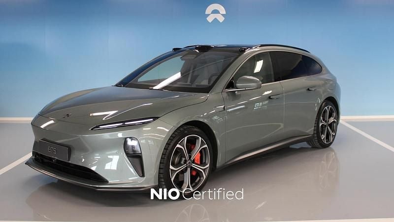 Groen Occasion 2024 Nio ET5 Stationwagen | € 36.900 - Afbeelding 1/4