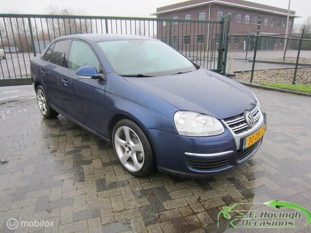 Blauw Gebruikt 2008 VW Jetta | € 3.250 (Duur) - Afbeelding 1/4