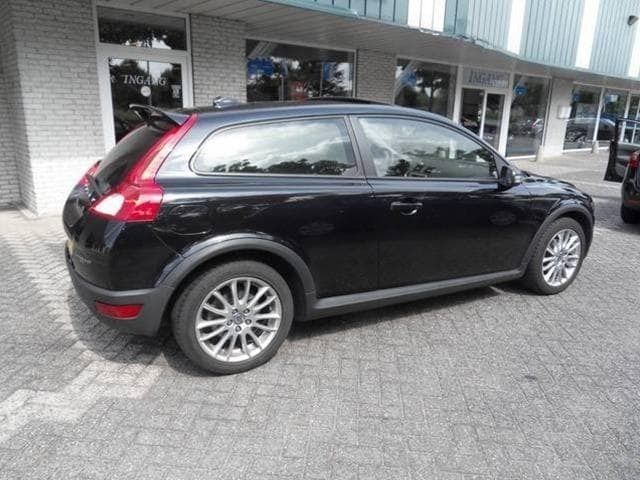 Zwart Gebruikt 2009 Volvo C30 Hatchback | € 8.750 - Afbeelding 1/4