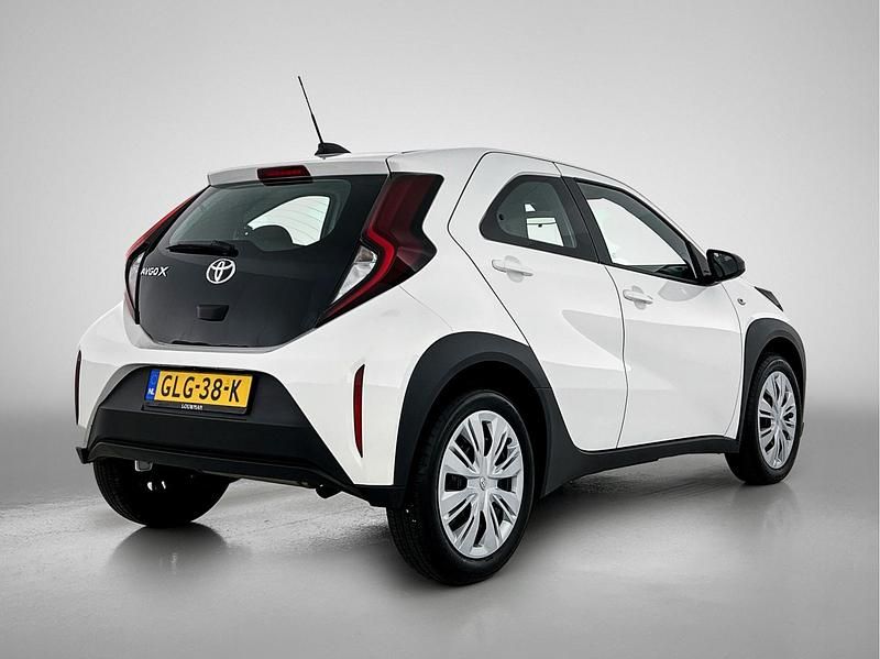Occasion Toyota Aygo X Play 72 PK (52 kW) 2024 Wit SUV