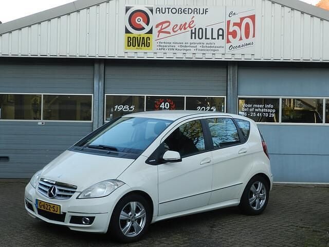 Wit Gebruikt 2010 Mercedes A180 Business MPV | € 3.940 (Duur) - Afbeelding 1/4