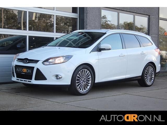 Wit Gebruikt 2014 Ford Focus Stationwagen | € 3.995 (Goede deal) - Afbeelding 1/3