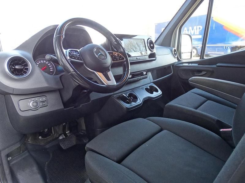Occasion Mercedes Sprinter 150 PK (110 kW) 2021 Zilver Van