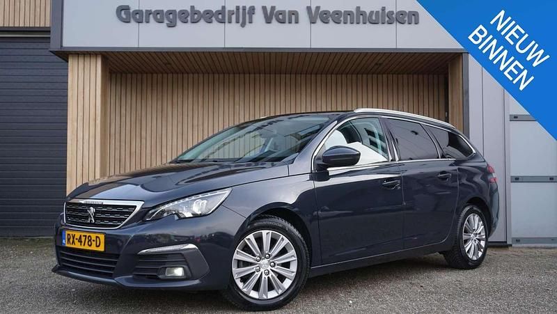 Occasion Peugeot 308 SW Premium 120 PK (88 kW) 2018 Grijs Stationwagen