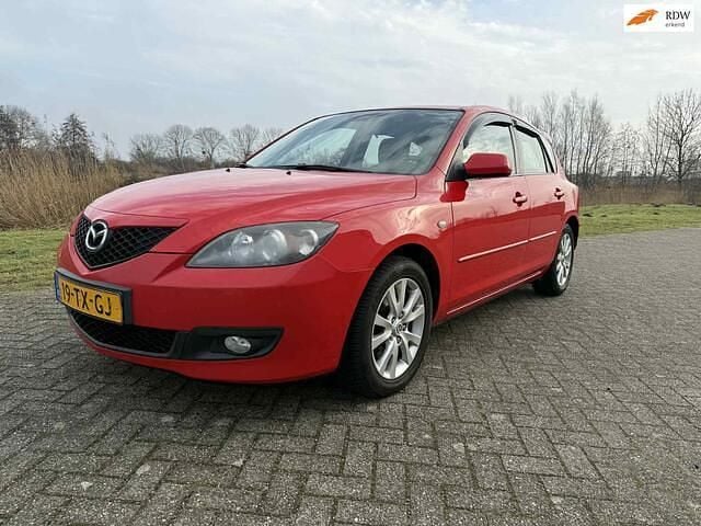 Rood Occasion 2007 Mazda 3 Hatchback | € 2.499 (Goede deal) - Afbeelding 1/4