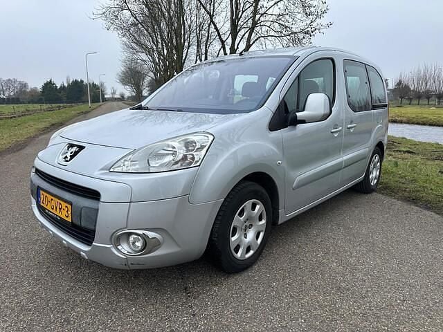 Grijs Occasion 2008 Peugeot Partner Tepee MPV | € 4.499 (Super prijs) - Afbeelding 1/4