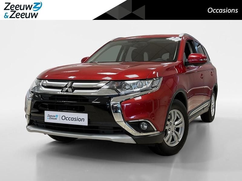Rood Gebruikt 2017 Mitsubishi Outlander Edition SUV | € 18.950 (Super prijs) - Afbeelding 1/4